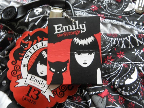 EMILY THE STRANGE / RARE PAISLEY TOP / COSMIC DEBRIS VINTAGE 2007 / UNWORN BNWT - Picture 6 of 6
