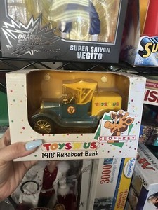 Vintage Toys’R’Us Geoffrey 1918 Runabout Bank Diecast NEW in Box 1993 ERTL D11