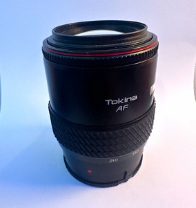 Tokina AF 70-210mm f/4-5.6 Auto Focus Zoom Telephoto Lens Minolta A / Sony A