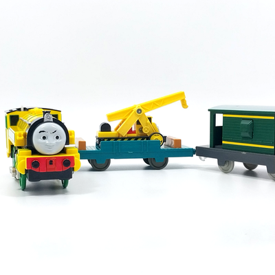 toytoy気まぐれ縁リース　黄色　イエロー Thomas & Friends TOMY Plarail Yellow Victor and Kevin Set Train