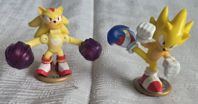 2 Akedo Super Sonic Figure Sonic The Hedgehog Battle Warrior Versus Pack Series
