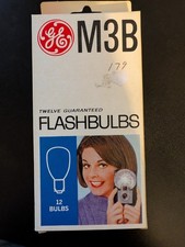 Vintage GE M3B Flashbulbs 12 Bulbs In Box Camera Flash Untested