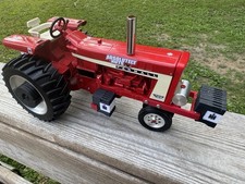 Custom Farmall International 706 Precision Detail 1/16th Pulling Tractor