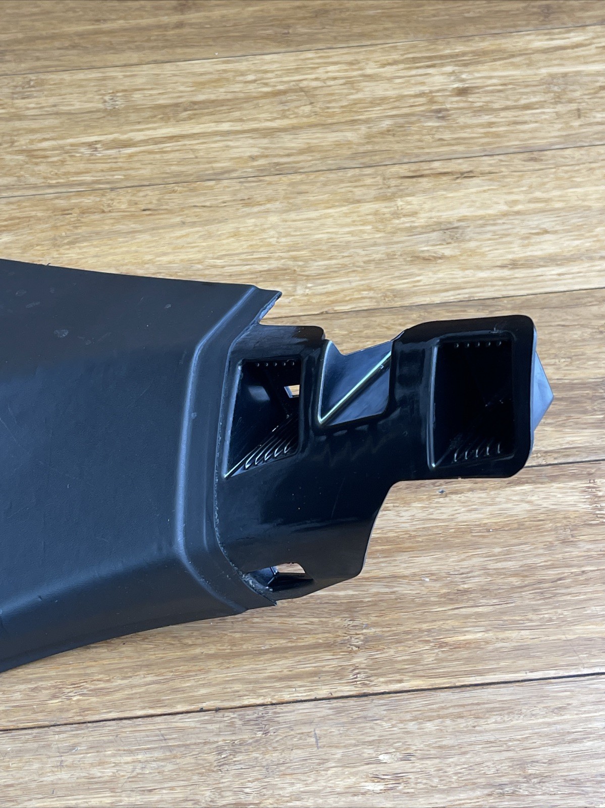 2020-2023 Audi R8 4S V10 5.2L Right Lower Pillar Trim Panel OEM *NOTE*