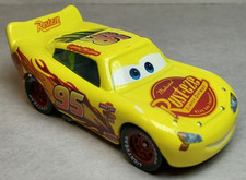 Disney Pixar Cars 3 Flaming Yellow Lightning McQueen Diecast 1:55 FC Piston Cup