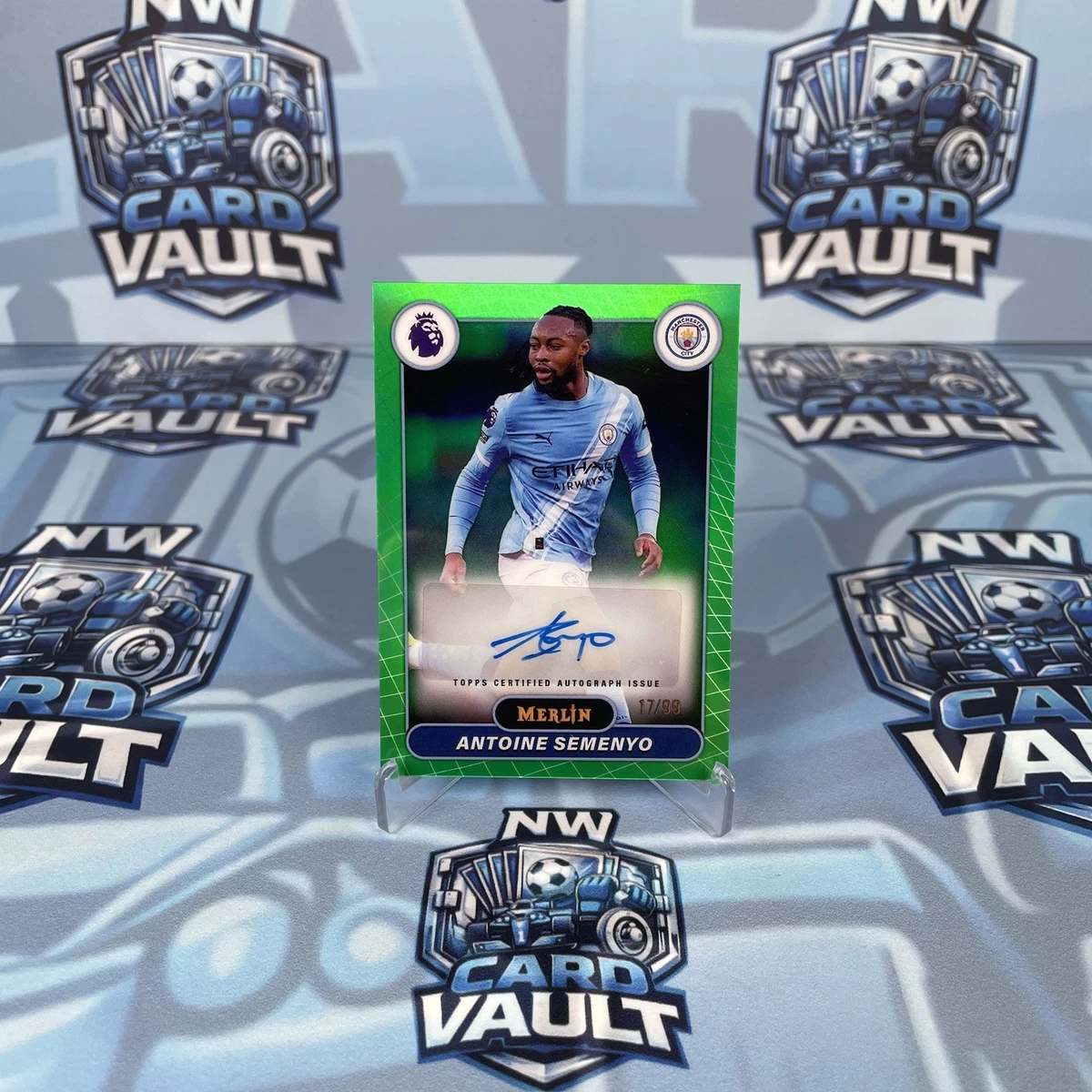 Topps Soccer Manchester City Parallel/Variety Sports Trading Cards