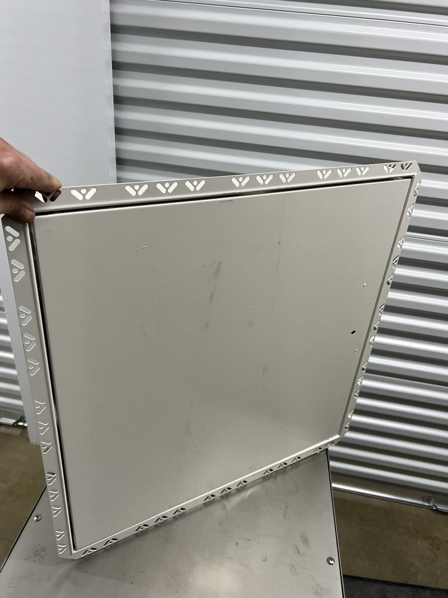 USA看板 FIRE DOOR UL Solutions Warns of Unauthorized UL Marks on Swinging-type