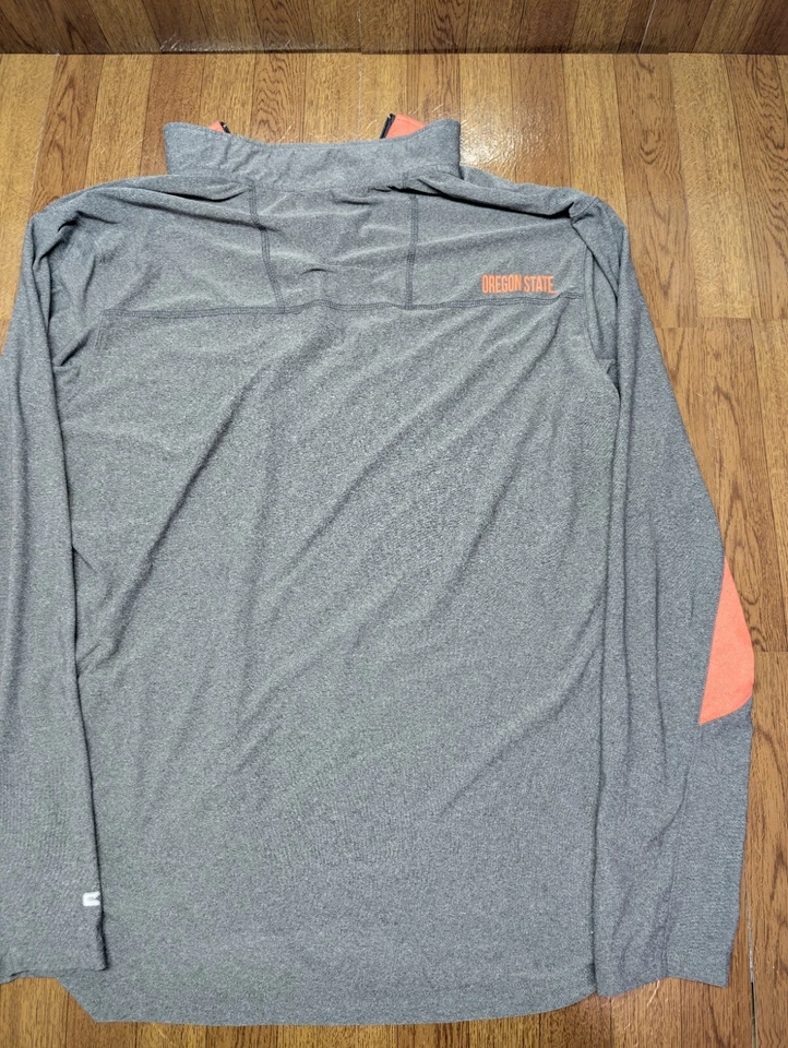 Camisa cortavientos negra grande Oregon State Beavers Colosseum Cameron con cremallera en cuarto de baño Foto 2 de 4