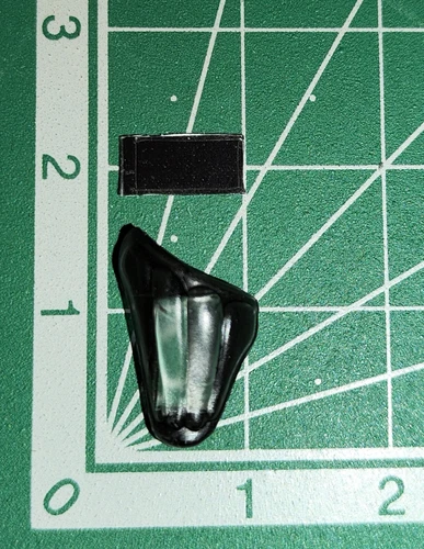 1984 Zartan repro right knee pad + sticker