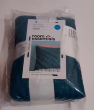 Room Essentials - Torquise Standard Pillow Sham - {New-Other}.