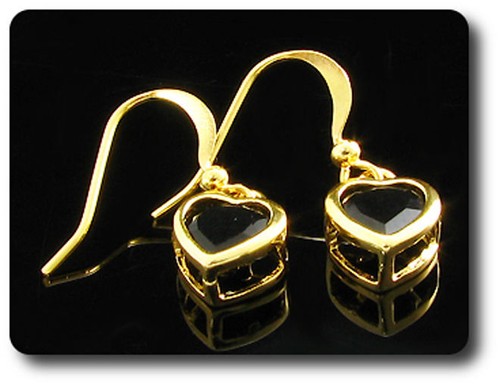 BOUCLES D'OREILLE SAPHIR NOIR 2x6 mm Plaqué Or BOUCLES D'OREILLE SAPHIR NOIR 2x6 mm Plaqué Or