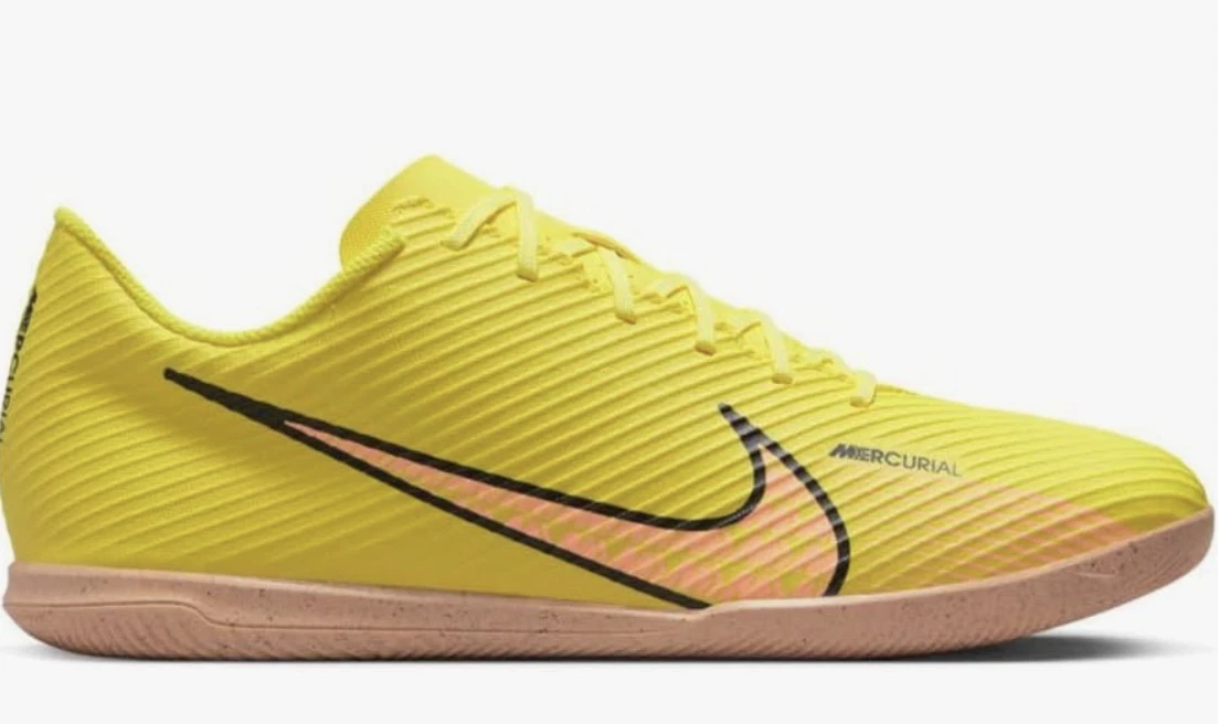 Nike Mercurial Vapor 15 Club IC Lucent Pack for Sale