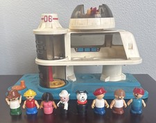 Vintage 1984 Playmates Playworld Space Station No.8000 Toy Set Figures Incomp