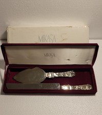 Vintage Mikasa Silver-Plated Cake Knife/ Server Set In original Velvet-Lined Box