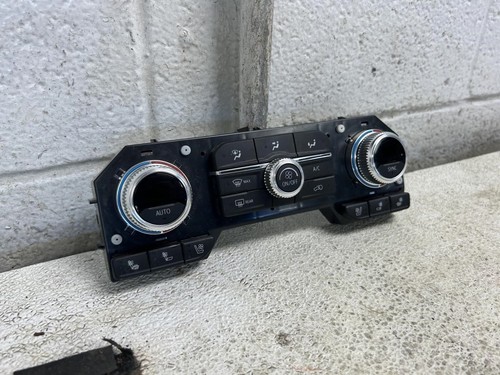 2022 GMC SIERRA350 Dual Zone Automatic Temperature Controller OEM ID 84692238 - Picture 2 of 8