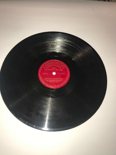 De PARIS BROTHERS ORCHESTRA - BLACK AND BLUE / I'VE FOUND A NEW BABY  - Imagen 3 de 6