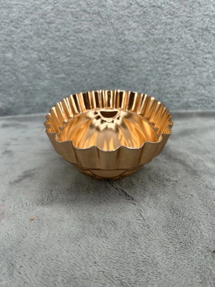 Copper Mold Wall Hanging Fluted Oval Shape  Kitchen Tool For Jello Cakes - Image 4 of 4