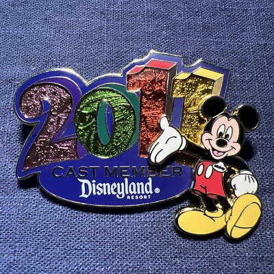 Disney Pin - DLR - Cast Exclusive - 2011 New Year Mickey Mouse