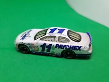 1999 99 Ford Taurus Stock Car Brett Bodine Collectible 1/64 Scale Diecast