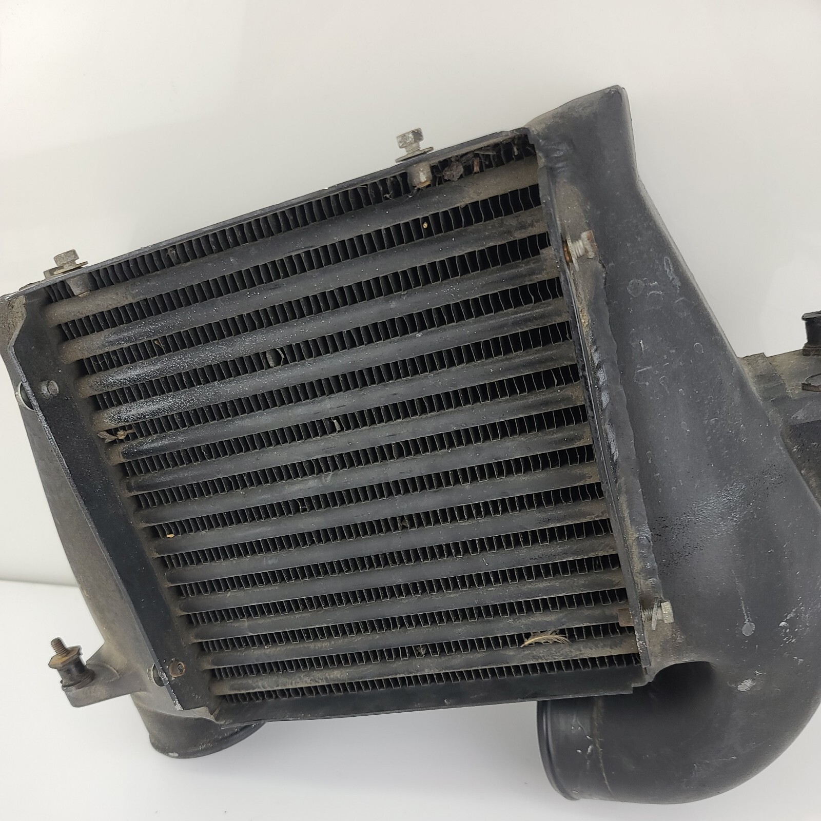 1991 91 Bentley Turbo R Turbo Intercooler Radiator UE71665 Oem