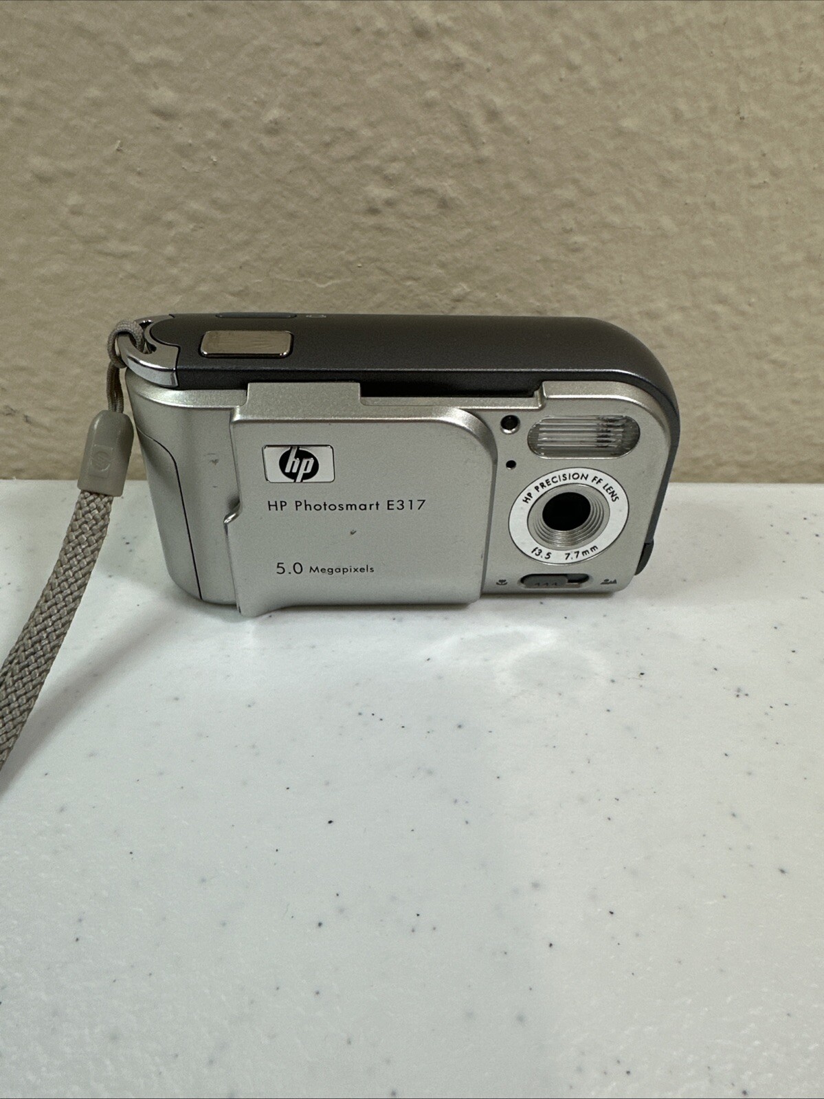 HP Photosmart Camera E317 5.0 Megapixels Gray  Working Great Camera!