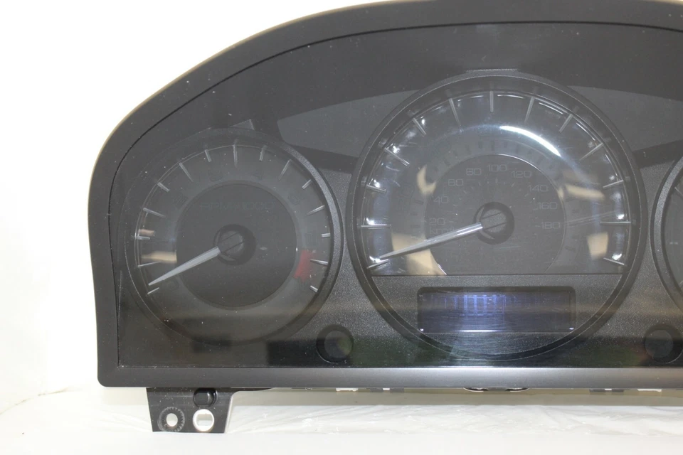 Cuadro de instrumentos velocímetro medidores de panel de instrumentos Mercury Milan 2010 13.278 millas Foto 2 de 4