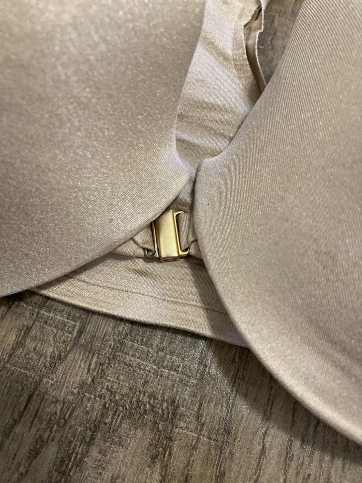 Donna Karan Intimates Beige Front Close T Shirt Bra Full Coverage 34DD - Image 3 of 4