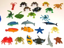 Nature Tube Coral Reef 25 Toy Animal Lot Frog Dolphin Fish Turtle Ocean Figures