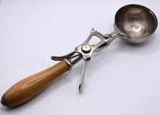 Rare Antique Dover Mfg Ice Cream Scoop No. 12 Wood Handle Pat Appl'D For