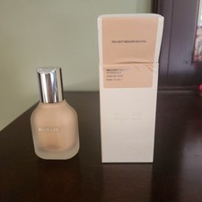 Haus Labs Triclone Skin Tech Foundation 210 light medium neutral 30ml