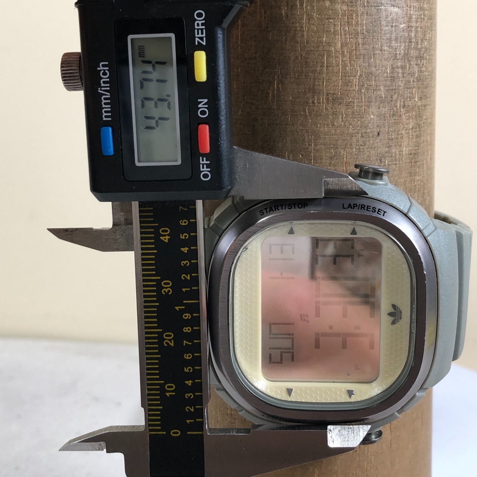 Adidas Men ADH2110 Multifunction Gray Rubber Quar… - image 8