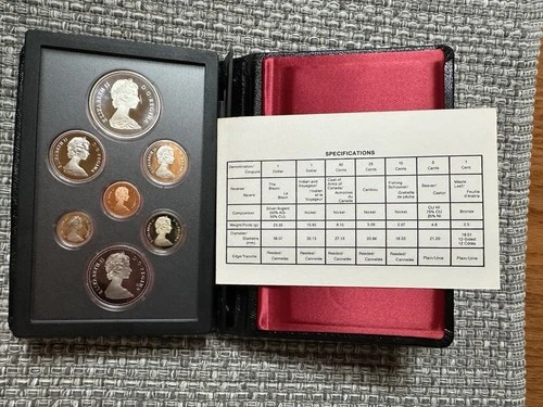 1982 Canadian 6 Coin Proof Set With Silver Dollar