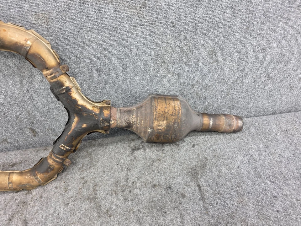 Silenciador convertidor de tubo de escape delantero Lexus LS430 2001-2006 OEM Foto 2 de 4