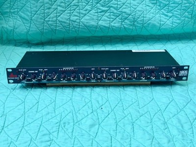 dbx 166XL Dual Channel Compressor / Limiter / Gate   Excellent Condition