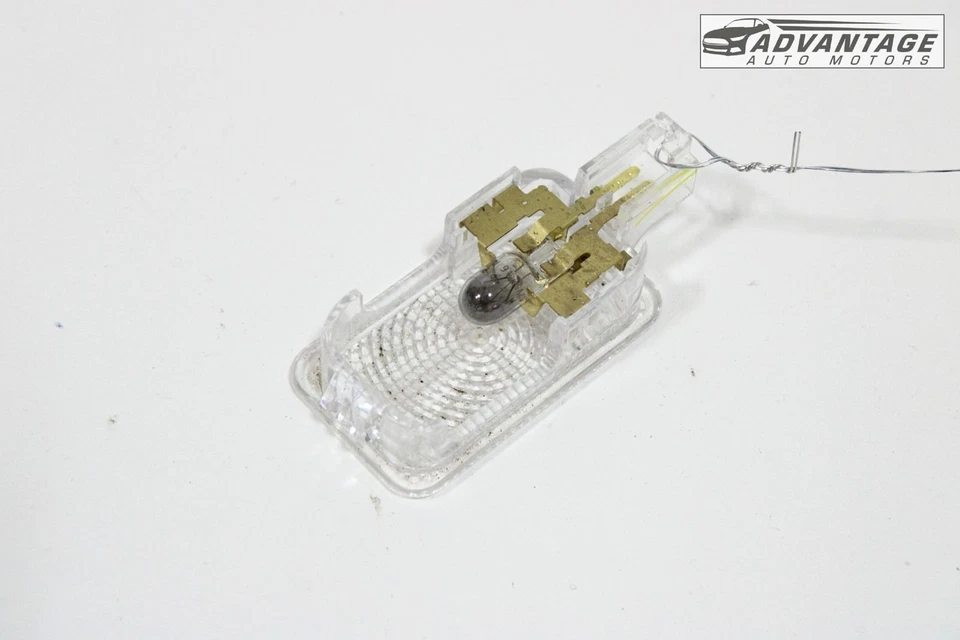 2015-2025 SUBARU OUTBACK FRONT LEFT DRIVER SIDE DOOR COURTESY LIGHT LAMP OEM - Image 3 of 4