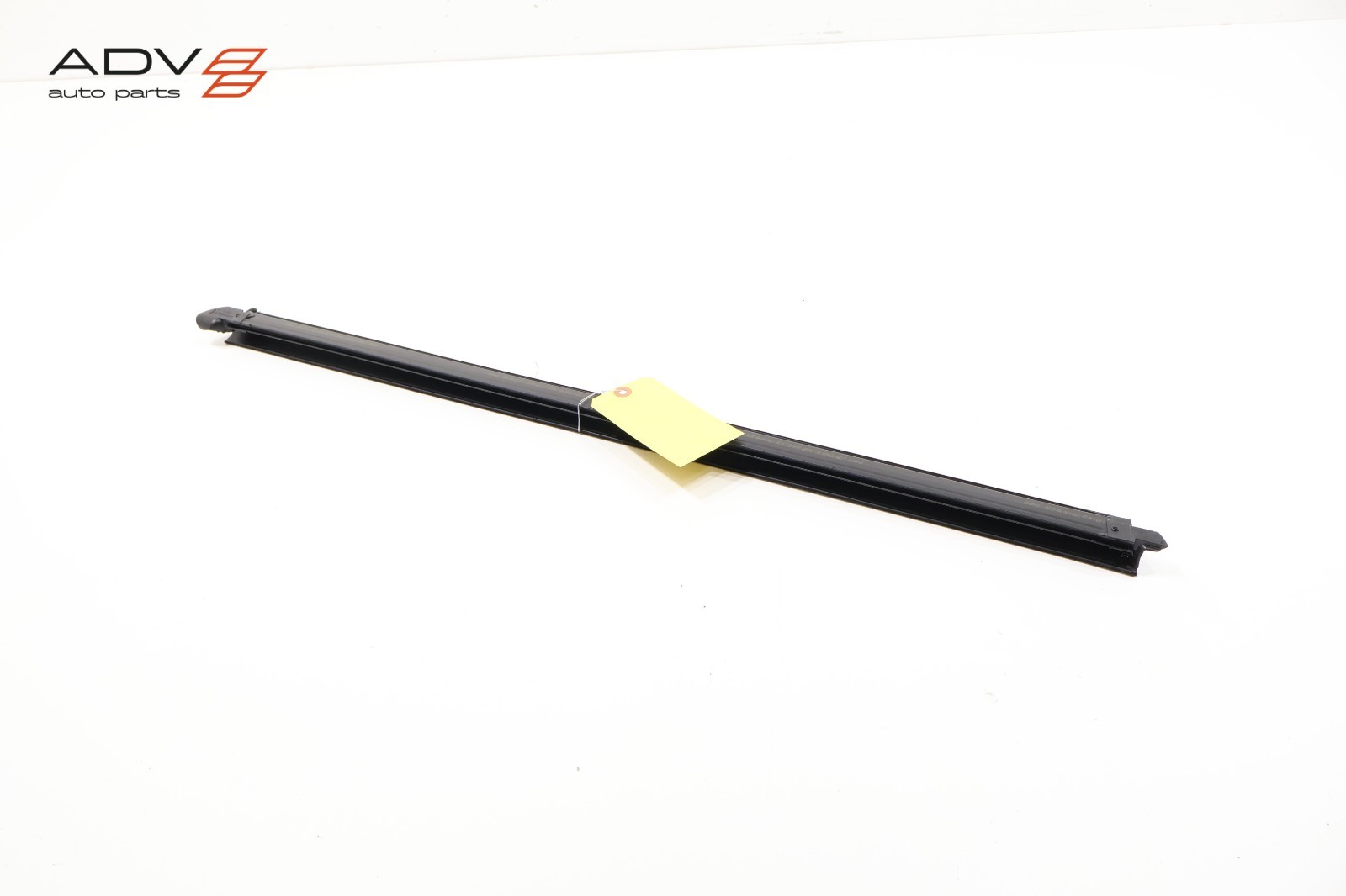 2020-25 LINCOLN AVIATOR FRONT LEFT DOOR WINDOW INNER BELT WEATHERSTRIP SEAL OEM