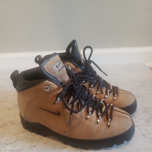 Womens Vintage Nike ACG Beige Brown 