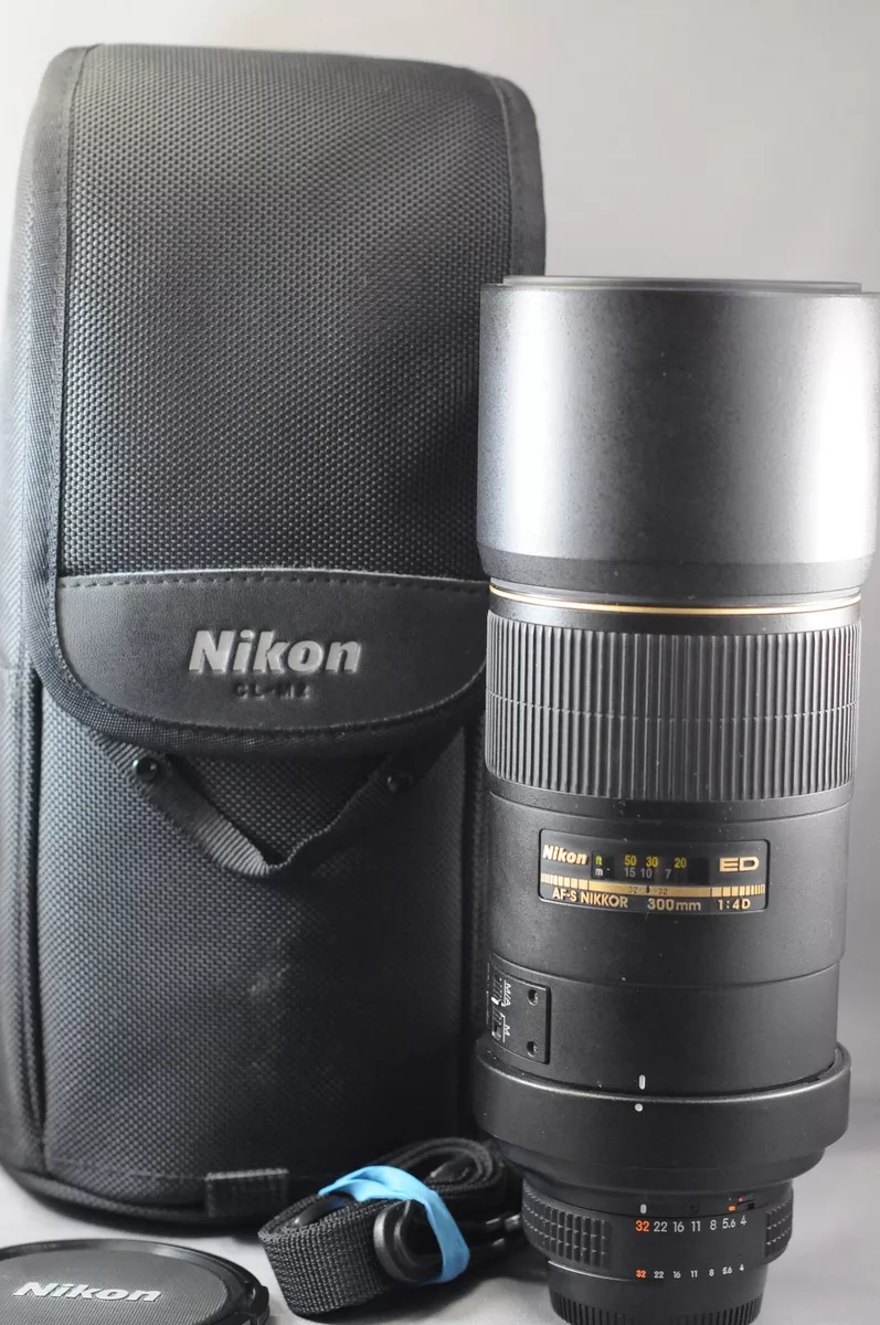 Nikon AF-S 300mm F4D, with caps, soft case, excellent