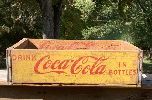 VTG 1964 COCA COLA Yellow & Red Chattanooga TN Wood Bottle Case Crate Box