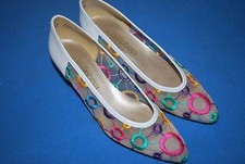 Classic California Magdesians Multi Color White Leather Pump Sz 7.5S style 3976