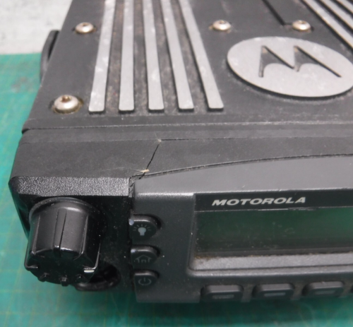 Motorola M25URS9PW1AN APX6500 7/800 MP Mobile Radio O5 Control Head w/ Bracket - Zdjęcie 12 z 14