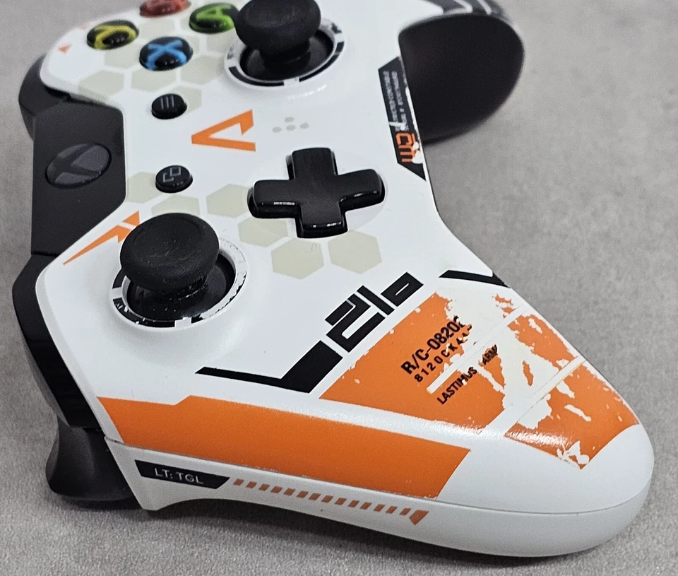 Controller Microsoft Xbox One Titanfall - Immagine 3 di 4