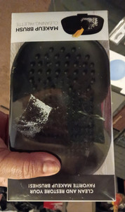 Black Oval Makeup Brush Cleaning Pad Palette Brush Cleaner Tool