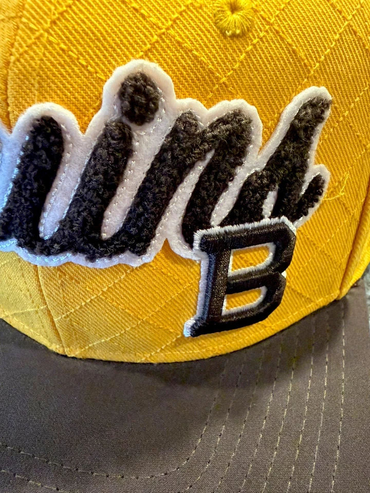 Boston Bruins Gold Snapback 2019 parche clásico de invierno FANATICSS auténtico profesional NHL Foto 4 de 4