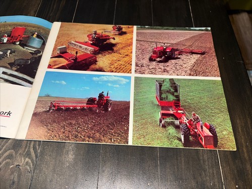 1965 International Harvester Farm Equipment Buyers Guide Schmid Impl. Marion IA - Picture 3 of 13