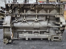 2002-2005 Engine Cylinder Block For Chevrolet Cavalier 2.2 L61 Ecotec 12581110