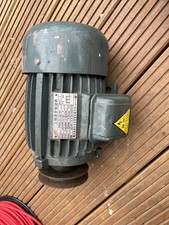 Motor 1.5kW (2HP), 2-pole, 3-phase AC motor running at 2840r/min and 380V/50Hz