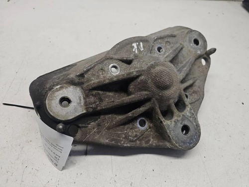 Coil spring mount