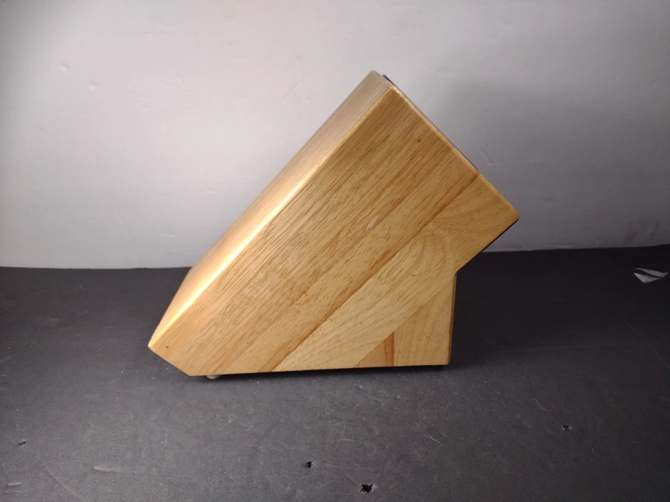 Pampered Chef Sharp N' Store Knife Block 5 Slot w/ Built In Sharpener - Image 4 of 4