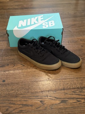 nike womens sb charge sneaker